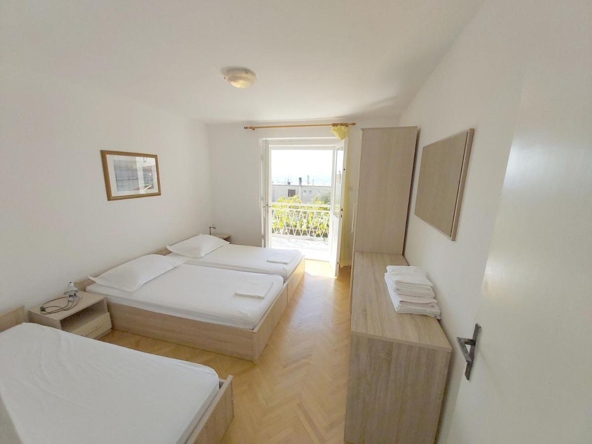 Pavlinovic Jure Appartement Makarska