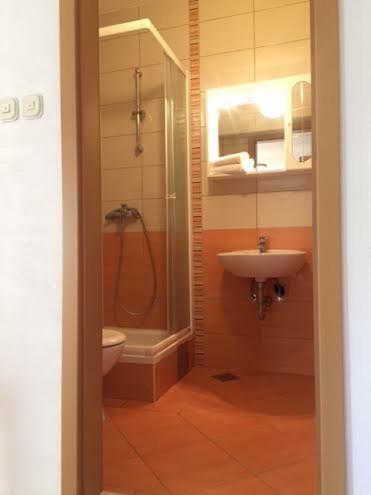 Pavlinovic Jure Apartment Makarska